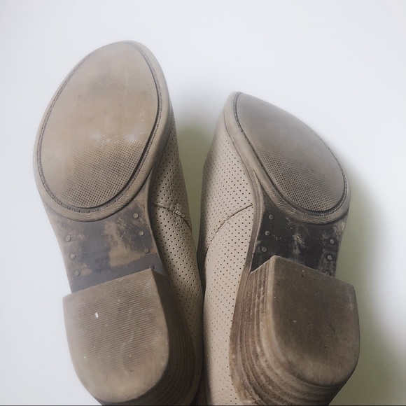 RAMPAGE Beige/Tan Slip on Ankle Bootie Size 6 - Picture 5 of 8